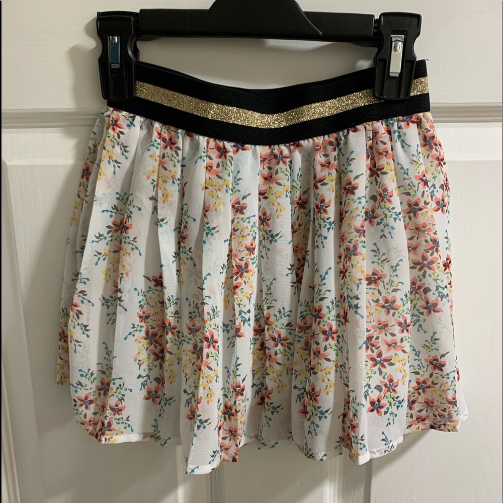 Girls skirt